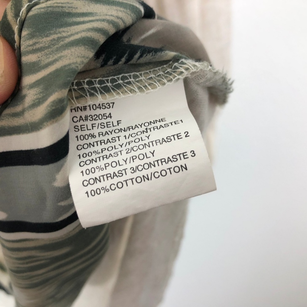 Anthropologie Tiny Sima Henley - Picture 7 of 8